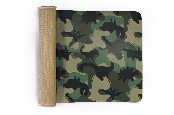 Kinderteppich Dinosaurier auf Camouflage