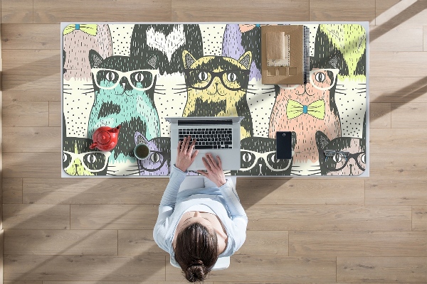 Büro-Schreibtischmatte Katzen in Gläsern.